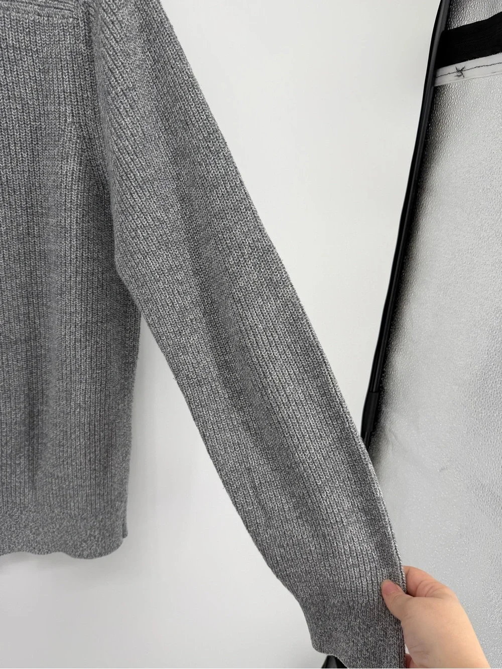 Normalcore Preppy Quiet LuxuryGap For Good Grey Ribbed Knit Crewneck Sweater SzL